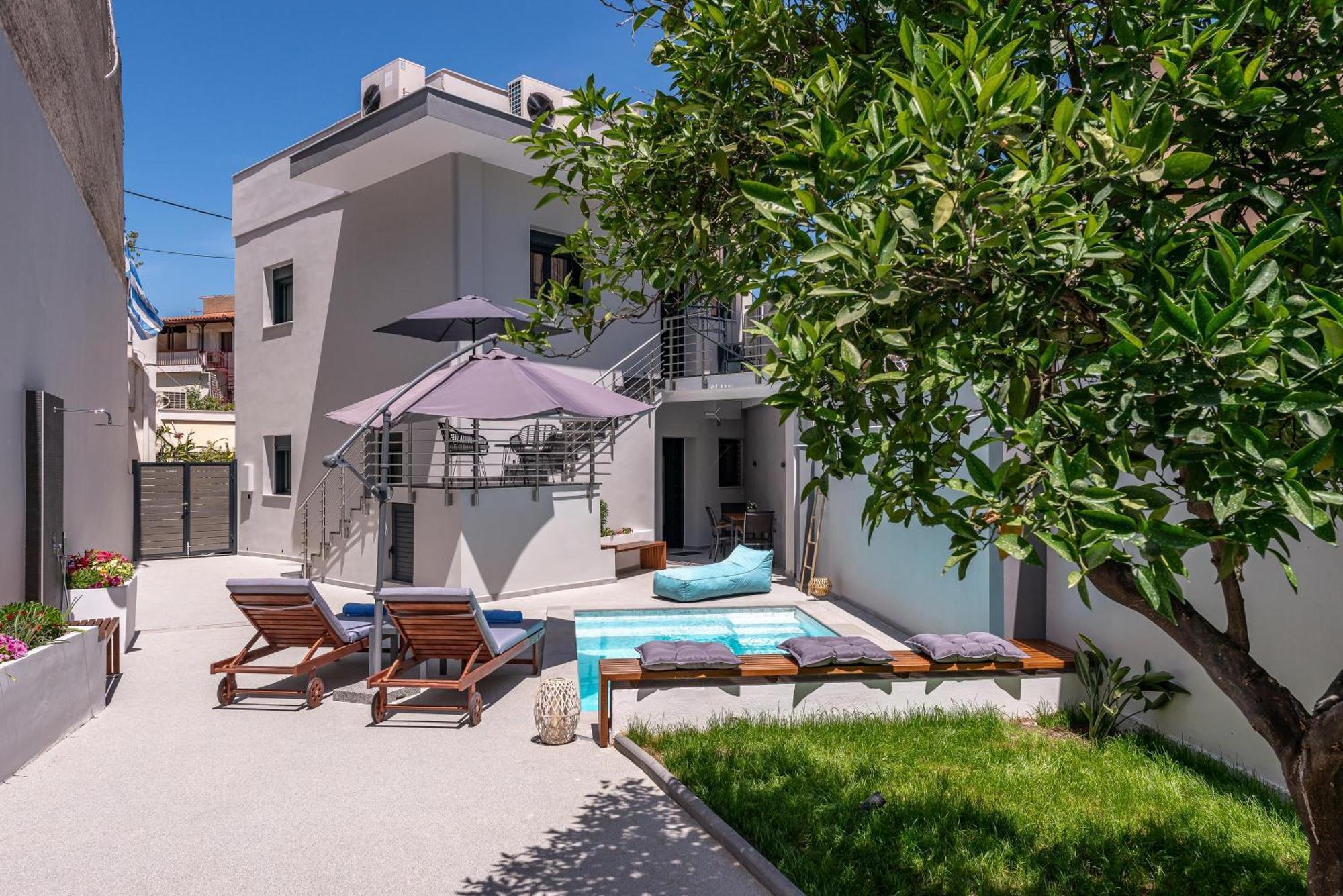 Fd Luxury Apartment